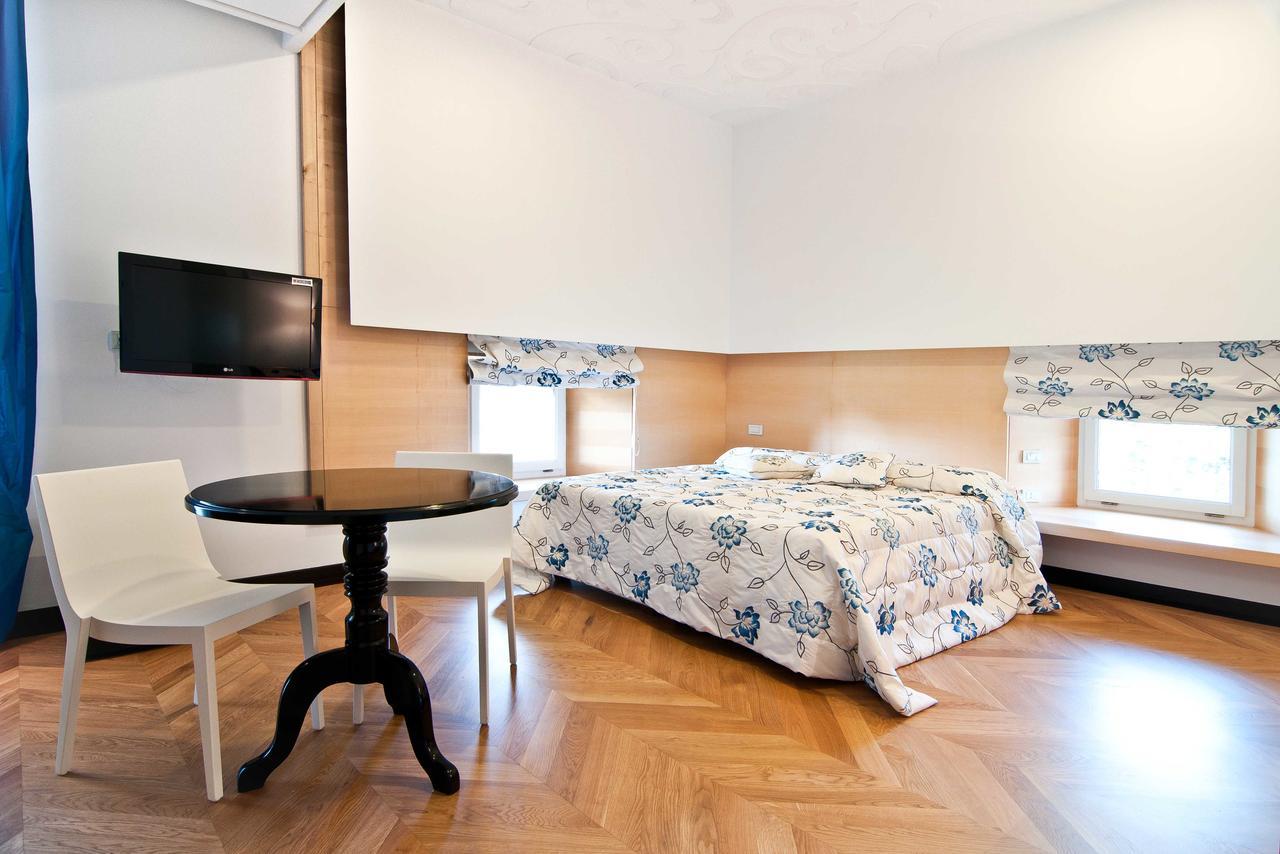 Bed and Breakfast Palazzo Dei Concerti à Torre Annunziata Extérieur photo
